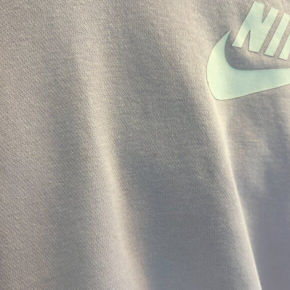 Nike SB Icon Hoodie Mens Size XS Light Purple Lilac Sweatshirt Skater Pullover - Picture 8 of 14